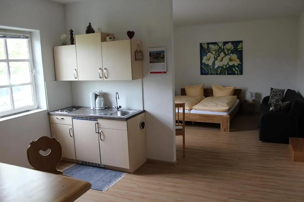 Gaestehaus Glaubenstein Ebern 0*,
